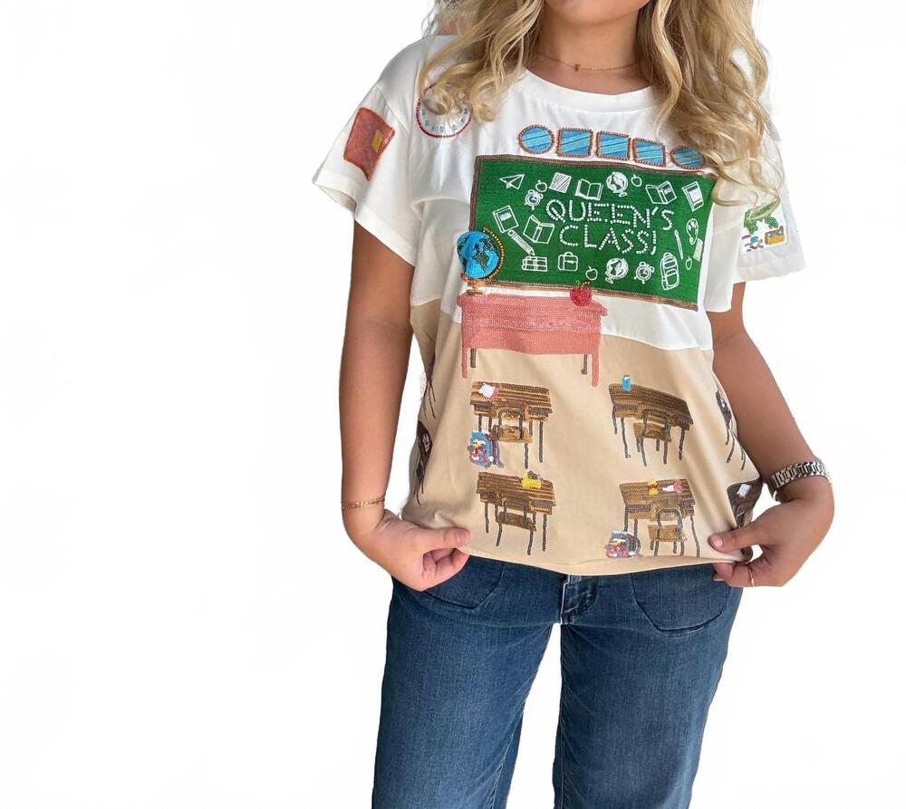 NEW QUEEN OF SPARKLES classroom scene tee in beige